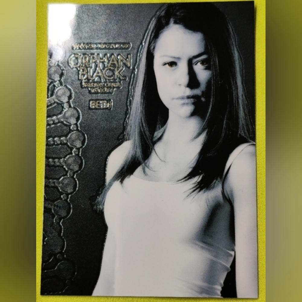 Orphan Black 🧬 Season 1 P3 Prism Trading Card, Beth